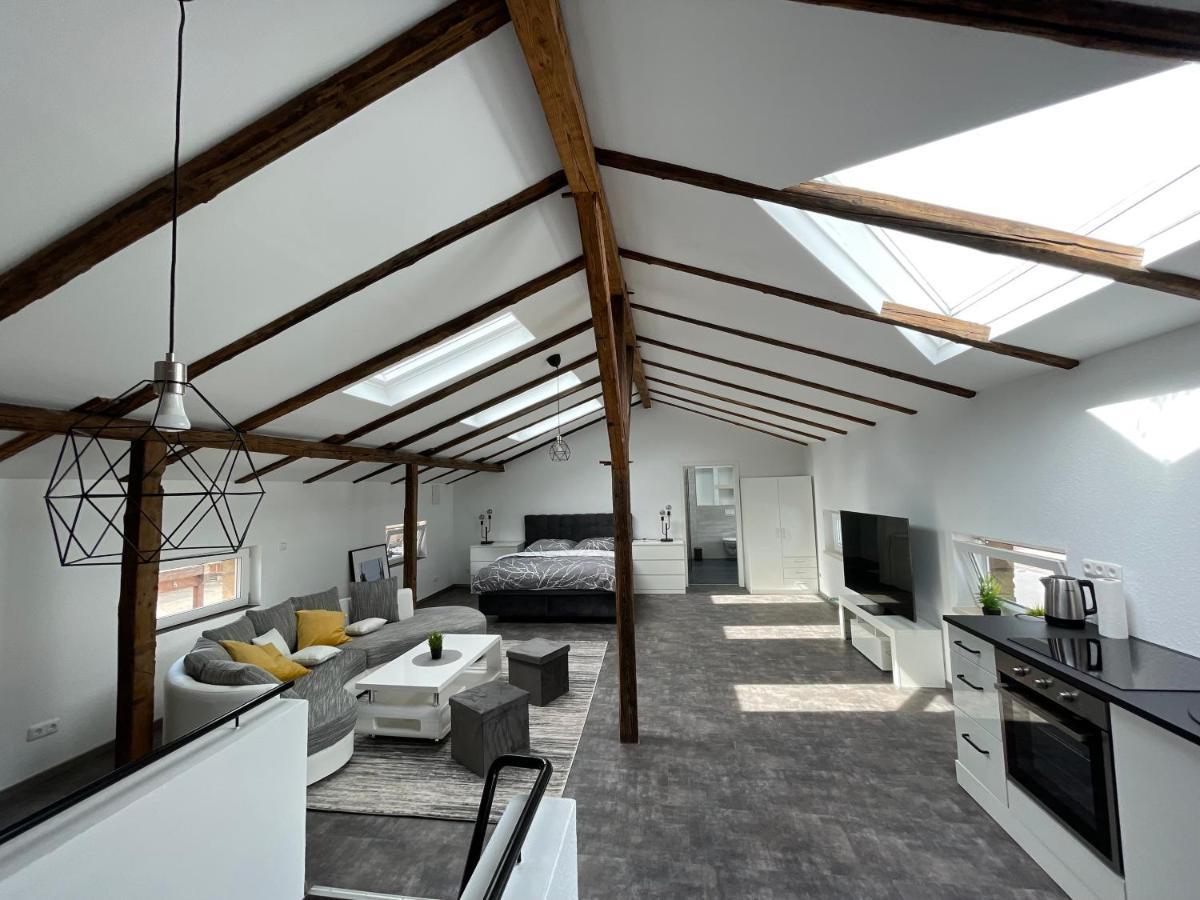 Appartamento Gleis 13 - The Loft Im Ehemaligen Lokschuppen Bückeburg Esterno foto