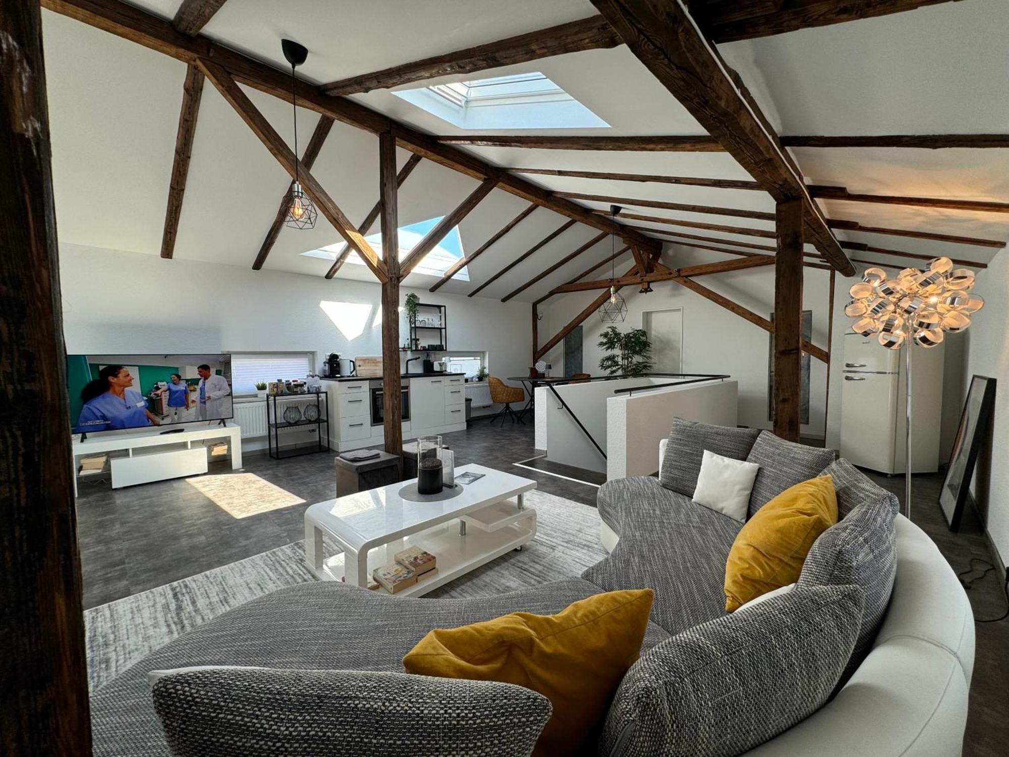 Appartamento Gleis 13 - The Loft Im Ehemaligen Lokschuppen Bückeburg Esterno foto