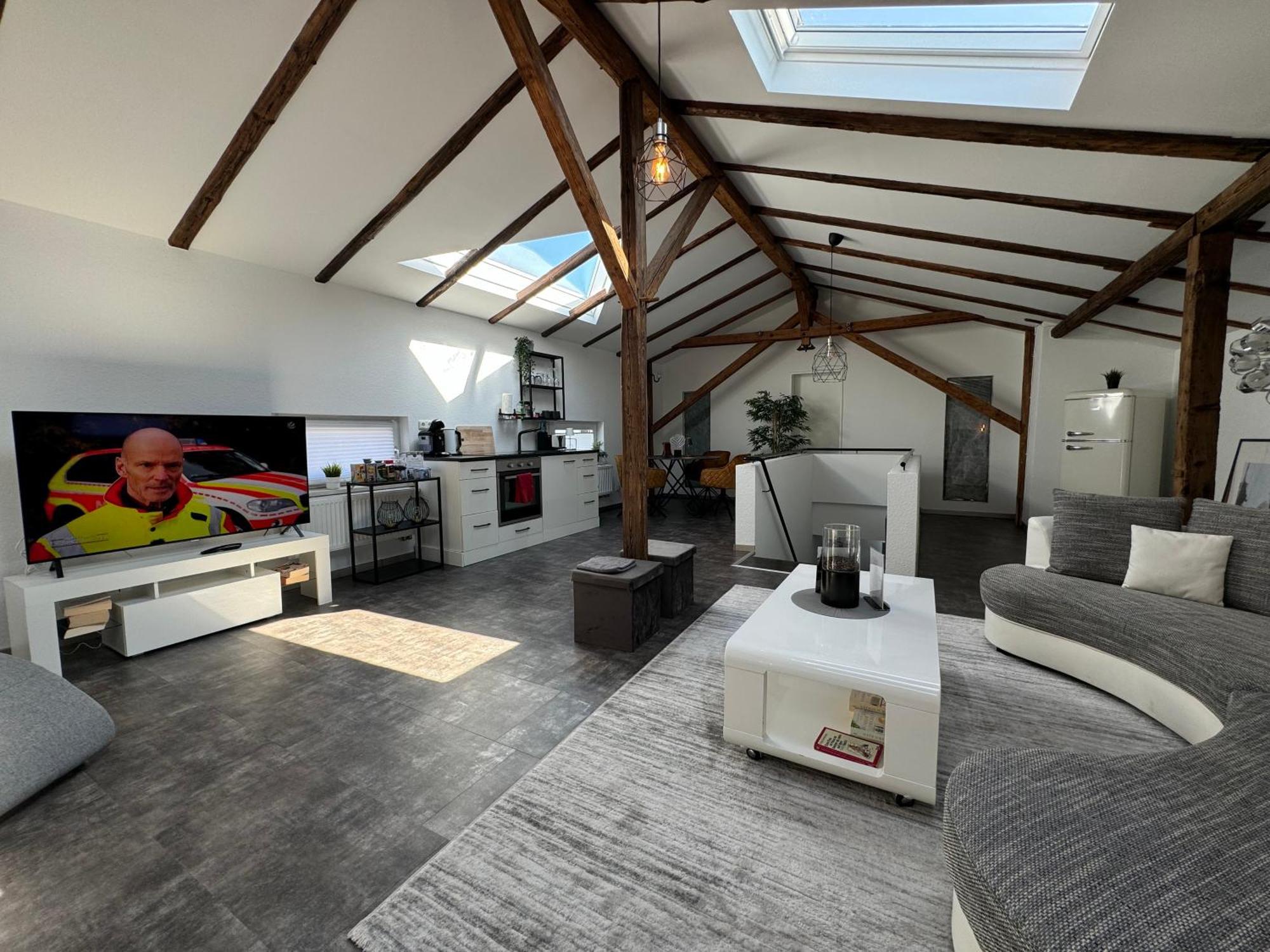 Appartamento Gleis 13 - The Loft Im Ehemaligen Lokschuppen Bückeburg Esterno foto